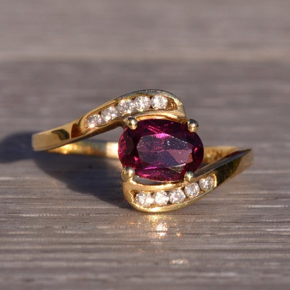 Deep Pink Tourmaline and Natural Diamond Ring in Yellow Gold
